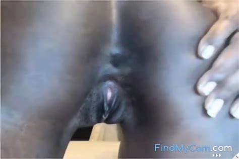 Ebony MILF Twerking Big Ass And Juicy Pussy Pussy Juicy