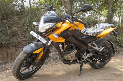 Best Bikes Under Lakhs In India Keralam Chronicles