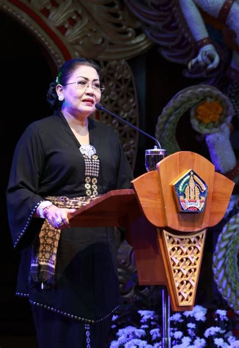 Ny Putri Koster Buka Pameran Ikm Bali Bangkit Tahap 6 Tahun 2023