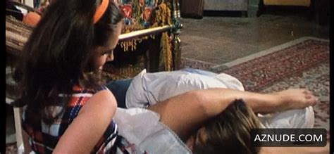 LA PADRONA E SERVITA NUDE SCENES AZNude