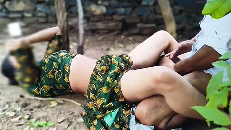 Hardcore Fick Mit Stiefschwederin Nachdem Sie Allein Im Garten Ist Hindi Darty Spricht Xhamster