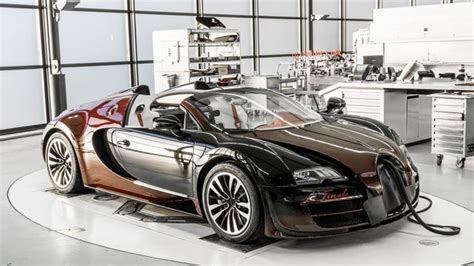 Here's why a Bugatti Veyron oil change costs $21,000 - CNET