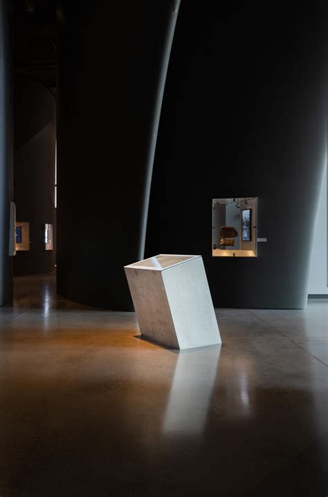 Readers are reacting to the new vancouver sun epaper digital layout 30