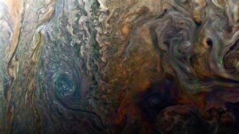 ‘galaxy Of Swirling Storms Juno Snaps Stunning Turbulence Over