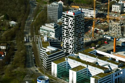 Luftaufnahme Stuttgart Hochhaus Geb Ude Skyline Im Wohngebiet An Der