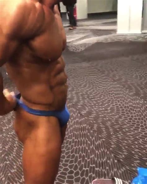 Hot Bearded Backstage Muscle ThisVid
