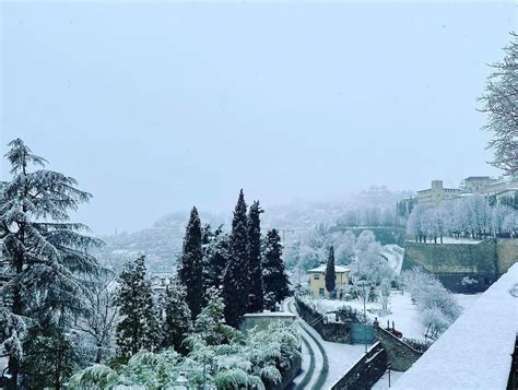 Maltempo Il Ciclone Polare Porta La Neve In Pianura Al Nord Ed Solo