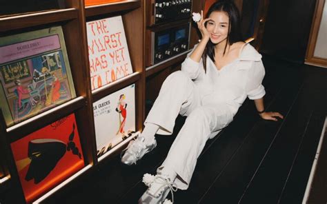 3 hot girl xinh đẹp làm dâu hào môn sau sinh nhan sắc ngày càng kiêu sa