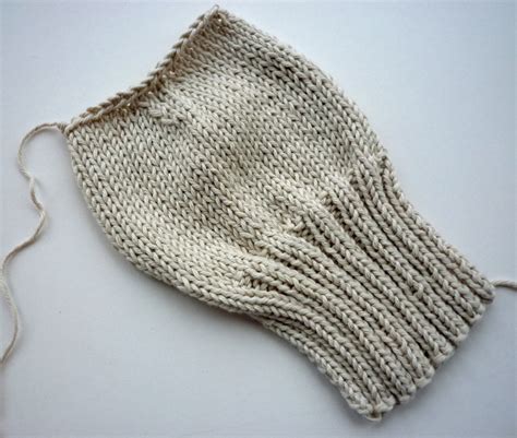 Mack and Mabel: Baby Mittens Knitting Pattern