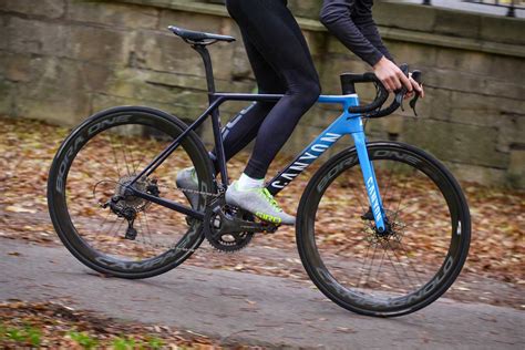 Review: Canyon Ultimate CF SLX Disc 9.0 Movistar | road.cc