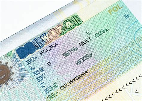 Zatrudnienie Ukraińca w Polsce jak zrobić to prawidłowo Trans