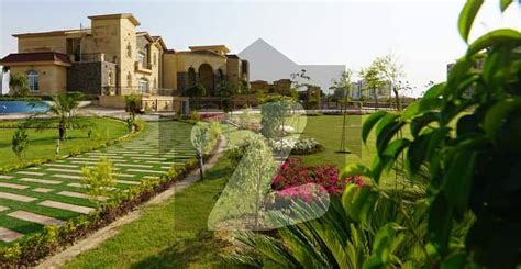 Luxurious 4 Kanal Farmhouse Plot In Gulberg Greens Block C Islamabad