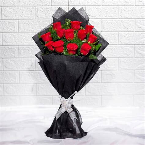 Enchanting Love Red Roses Bouquet Winni