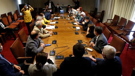 Oposición alista los últimos detalles de la acusación constitucional