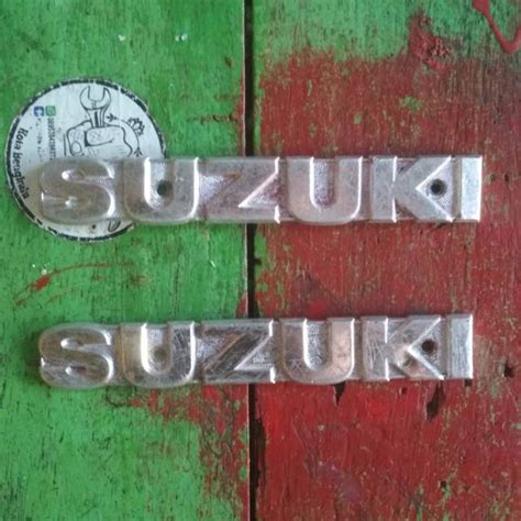 Jual Emblem Tangki Tanki Suzuki A Original Shopee Indonesia