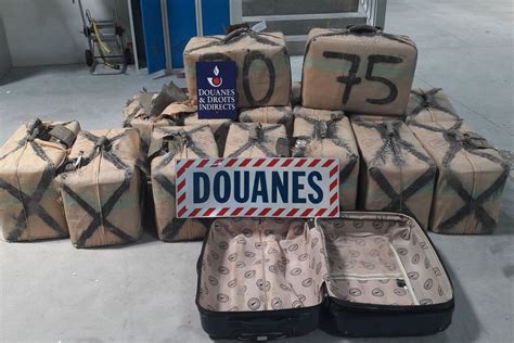 Plus de deux tonnes de cannabis en provenance d Espagne saisies à