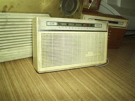 [1963] Български транзисторен радиоприемник Ехо + схема и описание