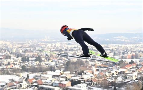 Skispringen In Villach Pinkelnig Siegt Katharina Althaus Verliert