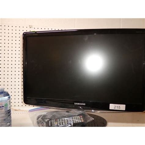 Samsung 24'' tv w/ remote