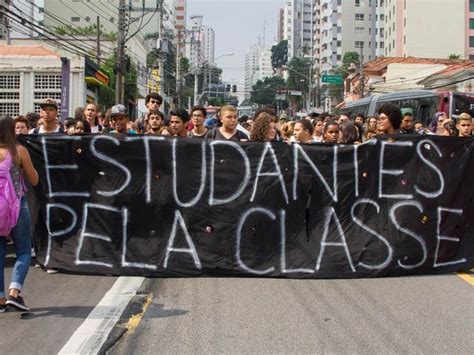 G Estudantes Fazem Protesto Contra Fraude Da Merenda Em S O Paulo