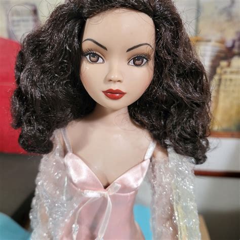 Essential Ellowyne Wilde Doll Brunette Etsy