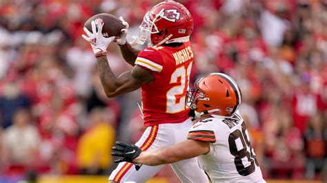 Cant Miss Play Kansas City Chiefs Cornerback Mike Hughes Leaping