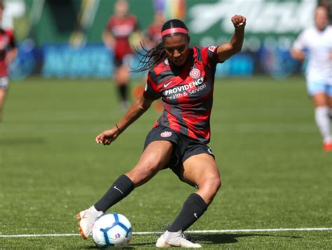 6 Hot Sexy Margaret Purce Bikini Pics