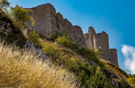 Reportage on Rocca Calascio (Abruzzo). :: Behance