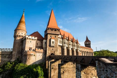 13 of the Best Castles in Romania (Photos) - Home Stratosphere