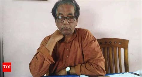 playwright chandan sen declares  return dinabandhu mitra puroshkar