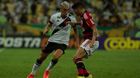 Em Cl Ssico Movimentado Vasco Vence O Flamengo Gola O De Puma