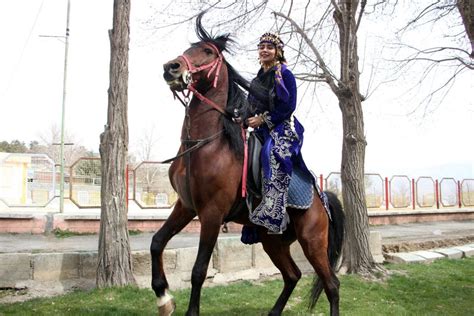 لباس های محلی کُردی و پوشش زنان و مردان کُردستان