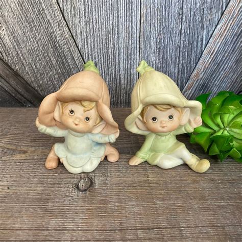 2 Vintage Elf Pixies Homco 5615 Elves Fairy Ornaments Elf Elves Ceramic