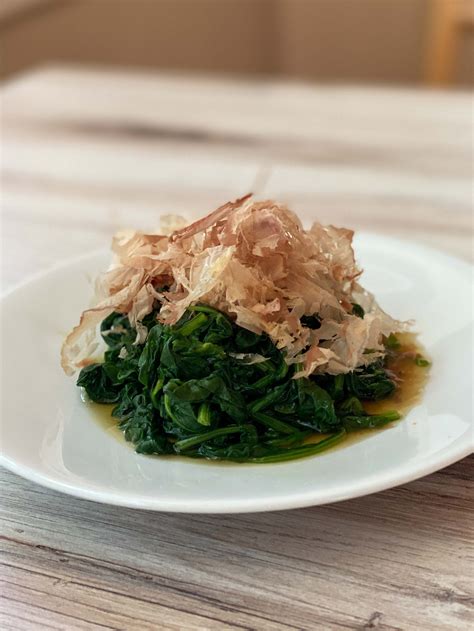 Spinach with Dashi and Bonito Flakes — Cooks Without Borders