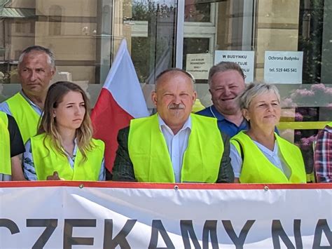 Rolnicy Zlekcewa Eni Przez Premiera W Czwartek Blokada Wszystkich