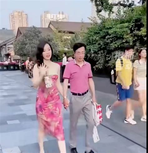 China Dismissal Dress Sex Scandal Woman Banned From Social Media For Using Notoriety To Boost