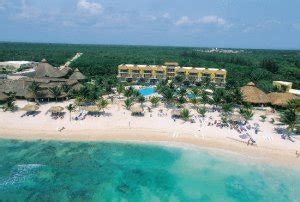 Akumal Bay Beach & Wellness Resort in Akumal, Mexico - Lets Book Hotel