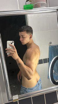 Romulo Merino Nude Ficou Pelado Em Fotos Excitantes Xvideos Gay