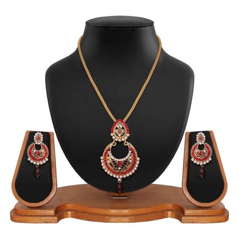 Buy Maroon Diamond Pendants Online