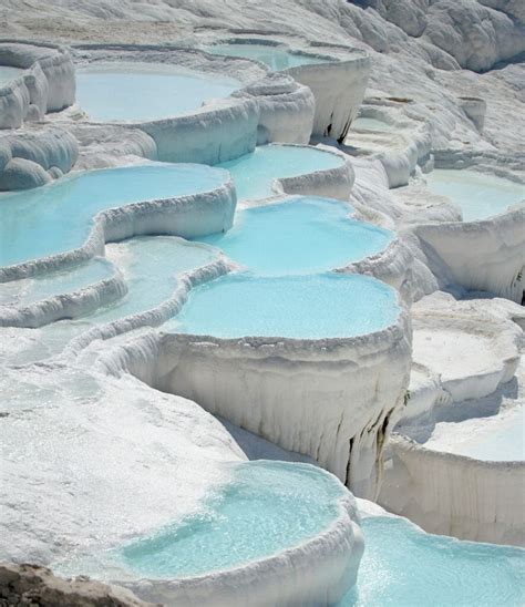 Pamukkale and Hierapolis - see the Cotton Castle without the crowd