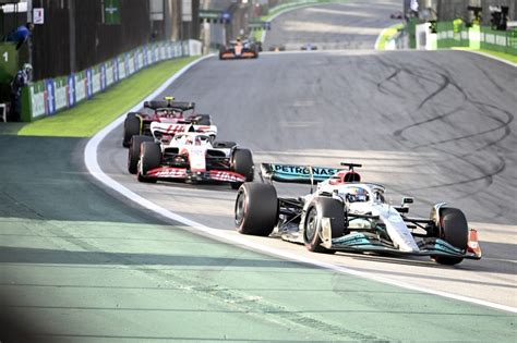 Russell Vence Corrida Sprint Do GP Do Brasil De F1 Folha PE