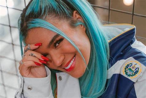 Karol G Lidera Las Nominaciones De Los Mtv Miaw 2021