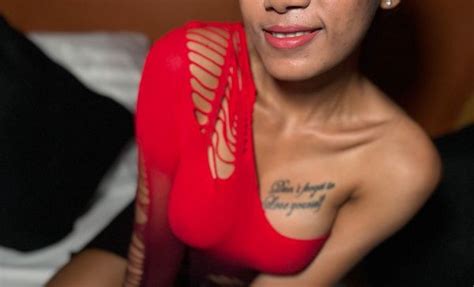 Massive Squirt Anal Fuck VR Porn Video VRPorn