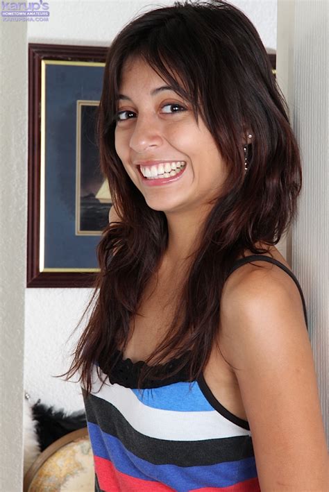 Playful Latina Cutie In Jeans Undressing And Spreading Her Legs Pornpics