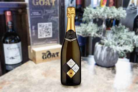 SPUMANTE BRUT CUVEE | The Goat Tirane