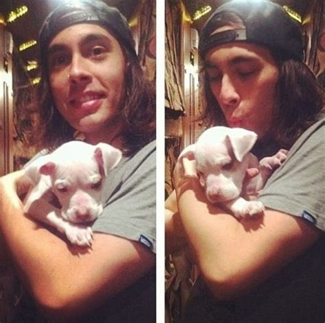 Vic Fuentes Pierce The Veil Emo Bands Music Bands Punk Bands