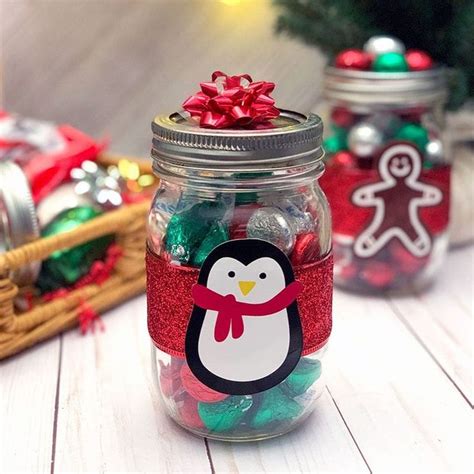 Easy Diy Holiday Neighbor Treats Christmas Crafts Christmas Jar