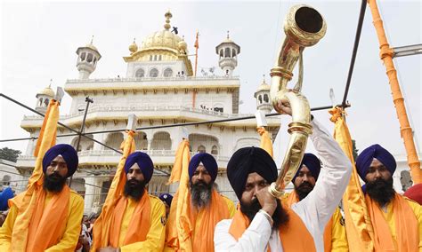 Sikhs celebrate founder Guru Nanak's 550th birth anniversary - World
