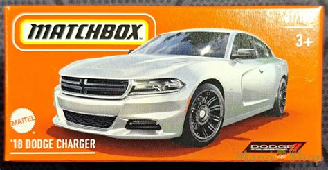 Matchbox 18 Dodge Charger Kisautó Papírcsomagban