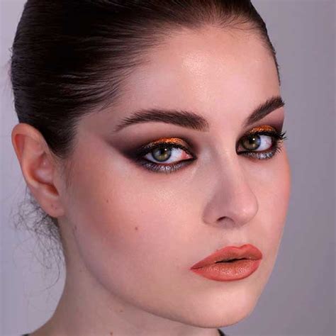 7 Trendy Fall Eyeshadow Looks You’ll Surely Love Trying